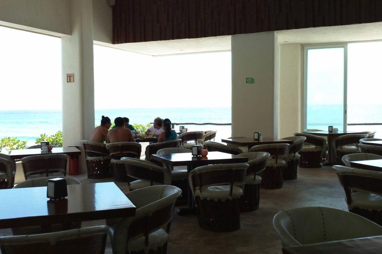 Ocean Front Suite, Balcony, Kitchen. Канкун Екстер'єр фото
